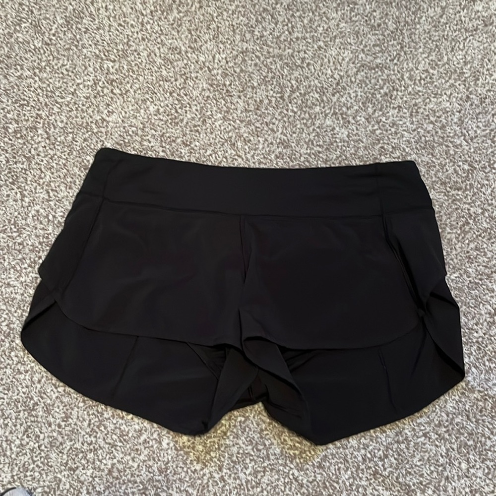 black lululemon speed up shorts